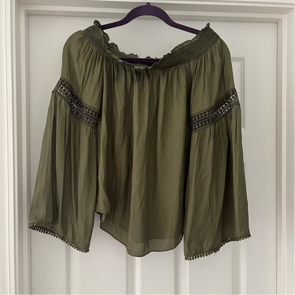 WHBM Olive Green Off-The-Shoulder Lace Trim Blouse Small - Picture 4 of 10